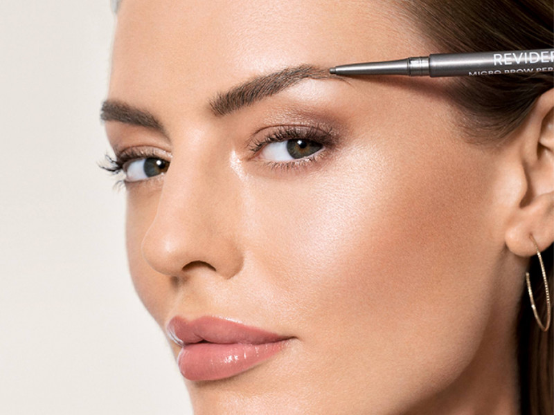 Skincare-inspired make-up and make-up inspired by skincare: beauty in every form