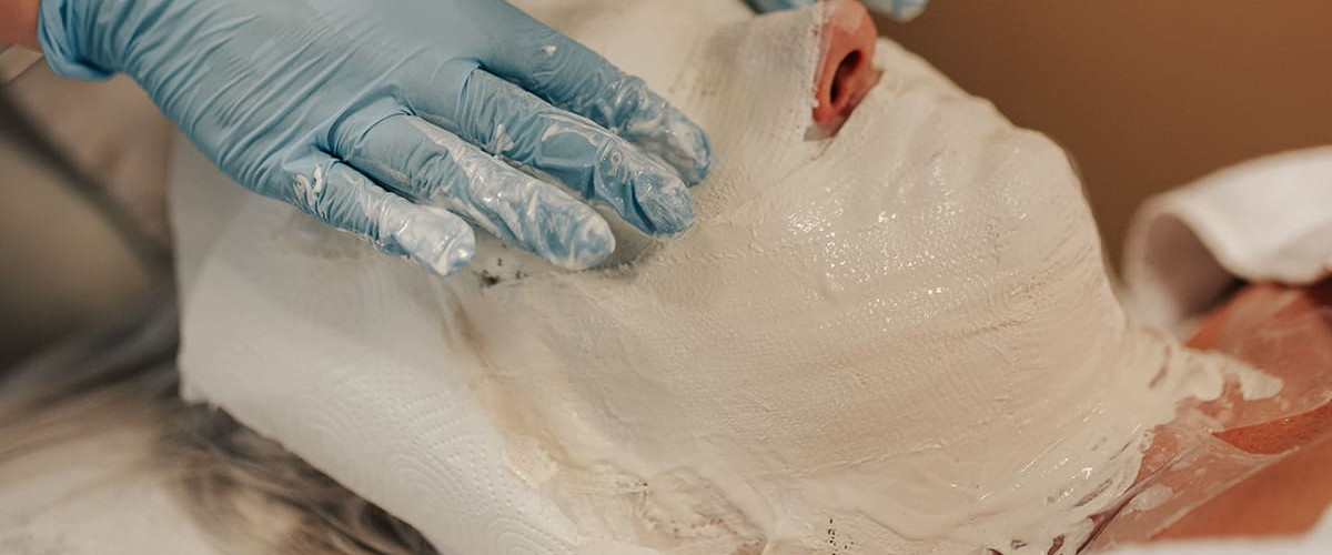 Hydration treatment: a deep skin hydration procedure using native collagen and peptides Hydration treatment: a deep skin hydration procedure using native collagen and peptides