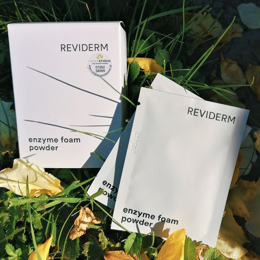 Application Enzyme Foam Powder | REVIDERM.uk Application Enzyme Foam Powder REVIDERM.uk