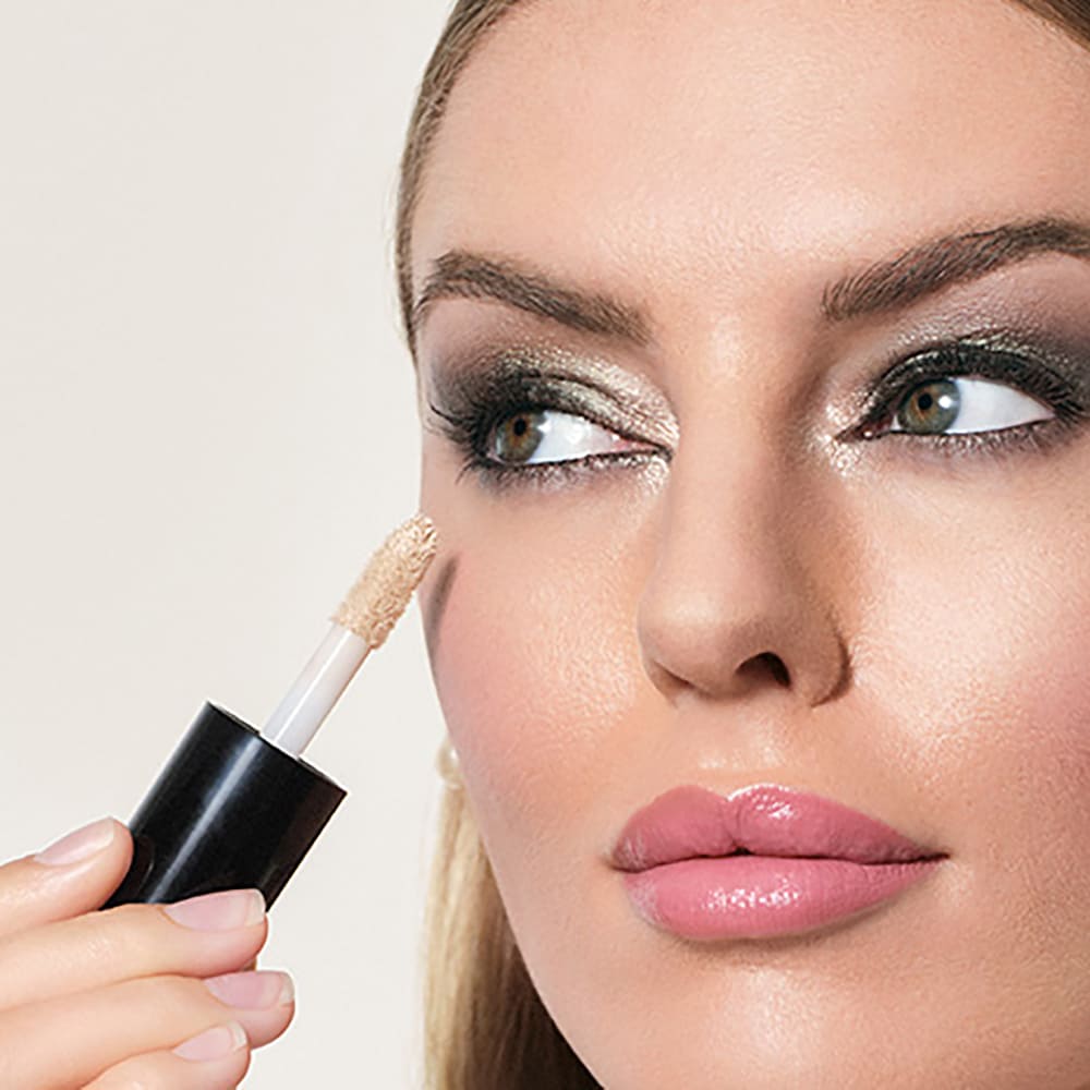 Application Concealer 2B Linen | REVIDERM.uk Application Concealer 2B Linen REVIDERM.uk