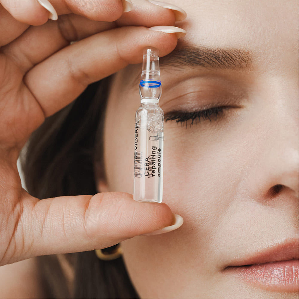 Application CERA Repairing Ampoule | REVIDERM.uk Application CERA Repairing Ampoule REVIDERM.uk