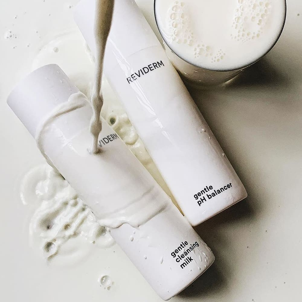 Application Gentle Cleansing Milk | REVIDERM.uk Application Gentle Cleansing Milk REVIDERM.uk