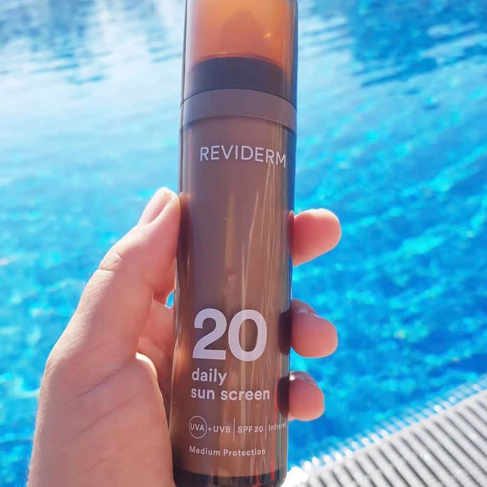 Application Daily Sun Screen SPF 20 | REVIDERM.uk Application Daily Sun Screen SPF 20 REVIDERM.uk